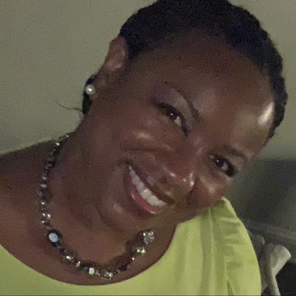 Meet your Posher, Tashana - Picture 1 of 1